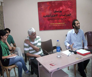   مصر اليوم - اشتراكيون ويساريون يعتبرون الدستور الجديد أُعُدّ لـ رجال أعمال الإخوان